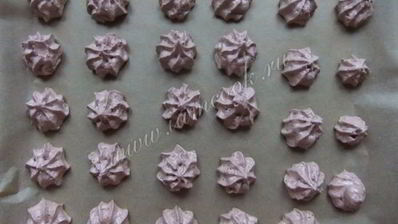 безе с какао и шоколадом