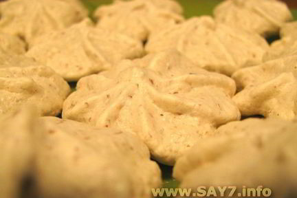 Безе с миндалем