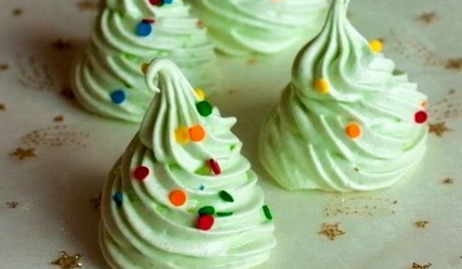 Рецепт новогодних елочек-безе для детей