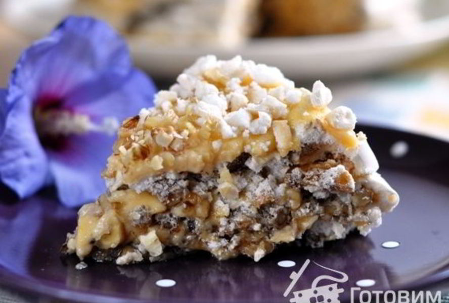 Ореховый торт-безе с заварным кремом