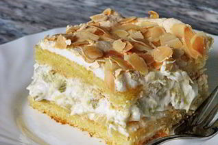 Ревенный безе-торт