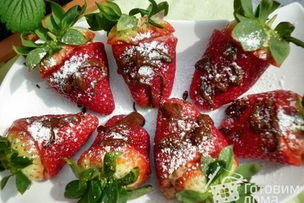 Десерт Клубника фаршированная