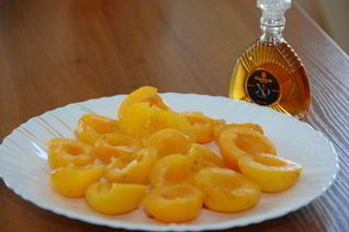 Десерт Пьяные абрикосы