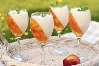 Двухслойное желе с нектарином