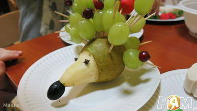 фруктовый десерт ежик