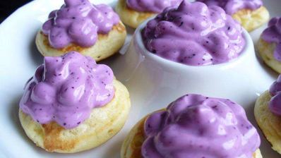 голландское десертное блюдо poffertjes