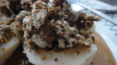 грушевые лодочки с пряником и халвой