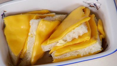 хлебный пудинг с сыром