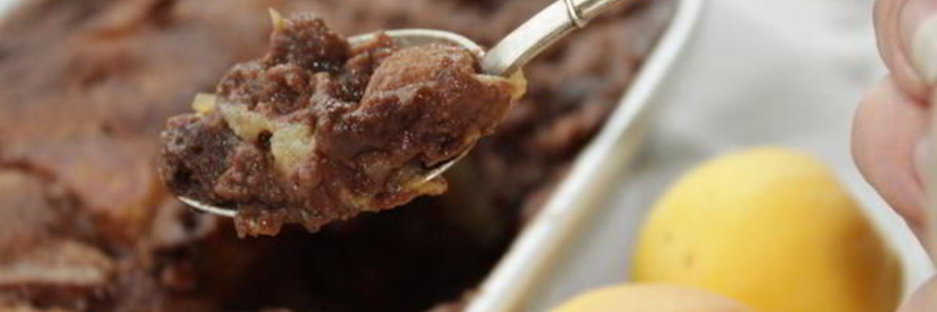 Клафути шоколадный с абрикосами