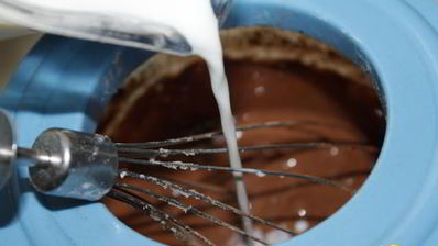 клафути шоколадный с абрикосами