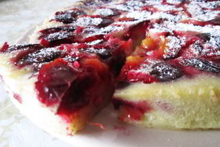 Клафути со сливами