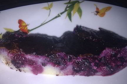 Клафути со смородиной