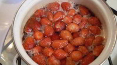 клубничное желе