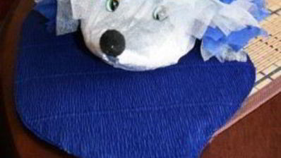 ежик из конфет