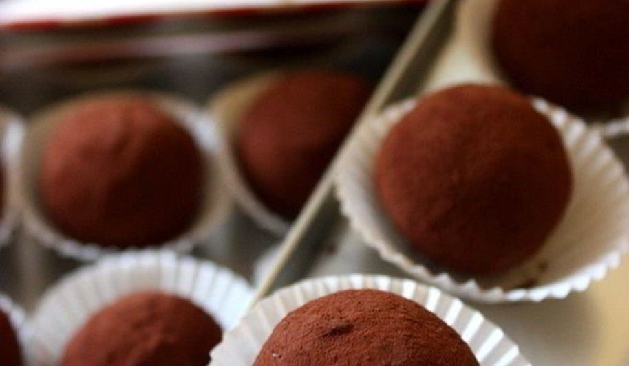 Рецепт кокосовых конфет с яичным ликером