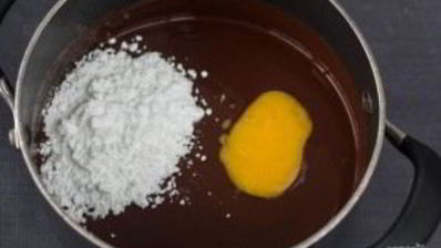 конфеты на печенье