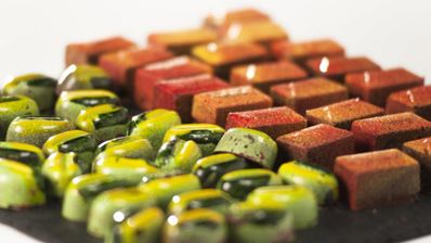 корпусные конфеты с ромово-вишневой начинкой