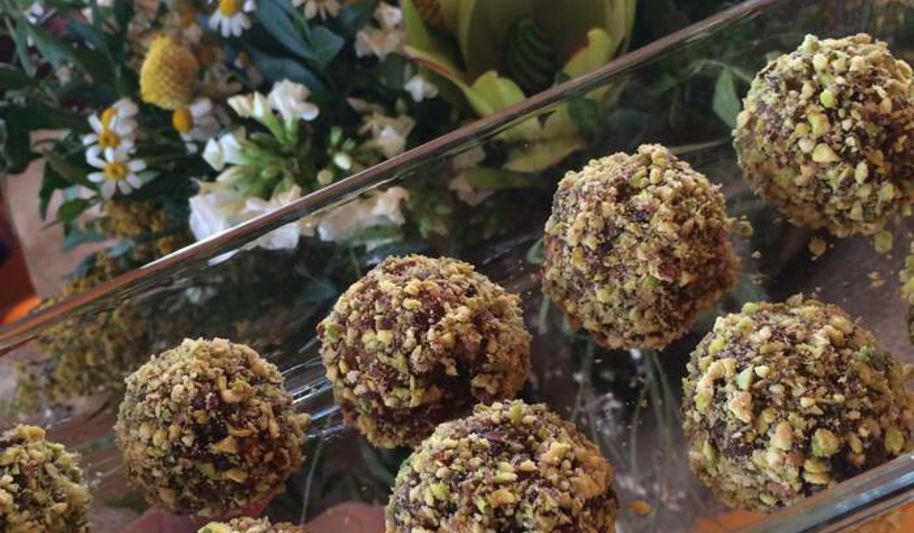 Рецепт сыроедных диетических конфет