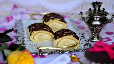 бисквитный рулет с кремом из манки