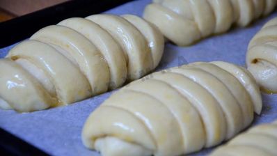 дрожжевые булочки с заварным кремом