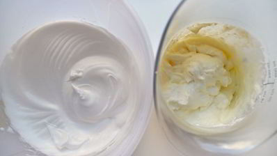 галета с творожным кремом и ягодами