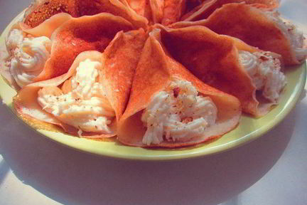 Катаеф — арабские блинчики с заварным кремом