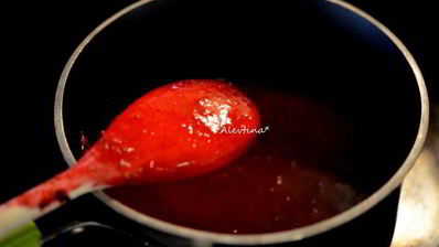 клюквенный курд