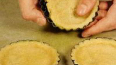 корзиночки с кремом и вишней