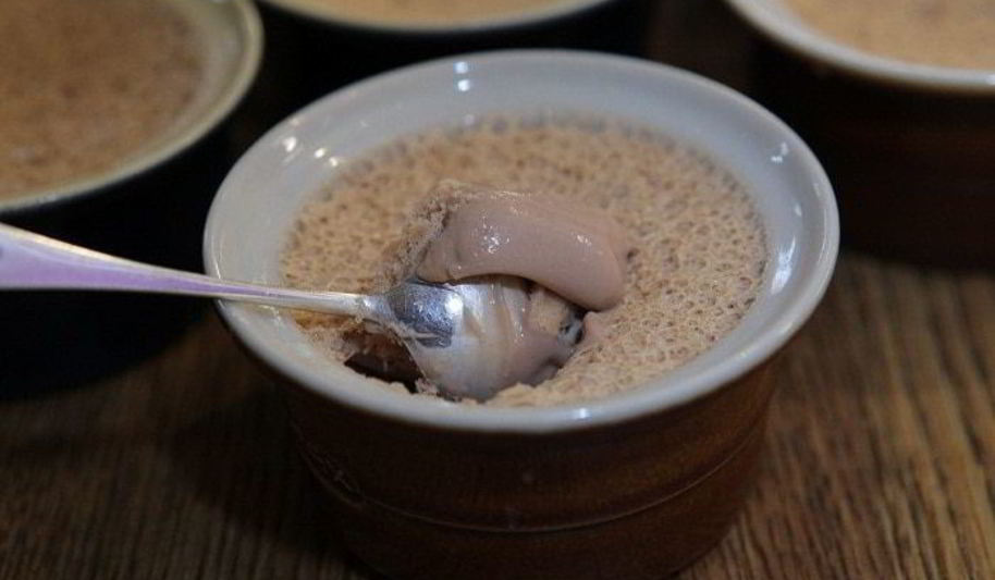 Рецепт крема из молочного шоколада с тимьяном