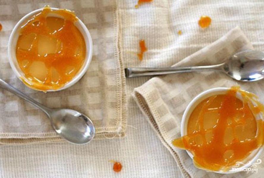 Крем-карамель в горшочках