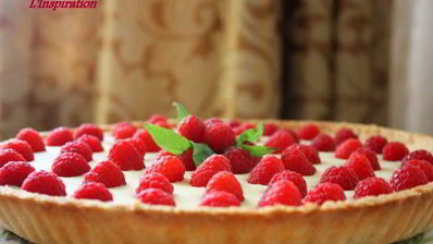 кростата с заварным кремом и малиной