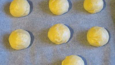 мини-бриоши с творожно-черничным кремом