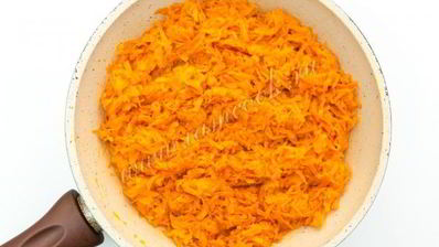 морковный рулет со сливочным кремом