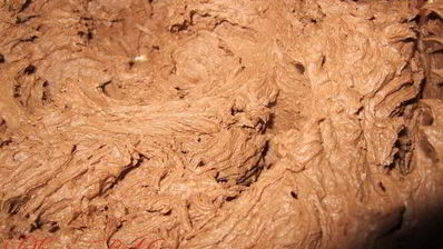 рулет с черешней и шоколадным кремом