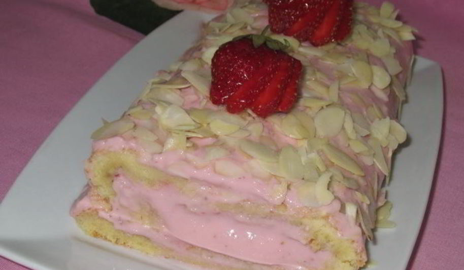 Рецепт рулета с творожно-клубничным кремом