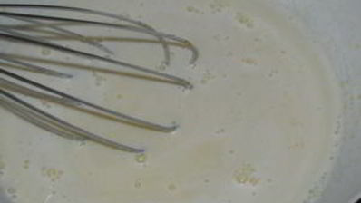 рулет с творожно-клубничным кремом