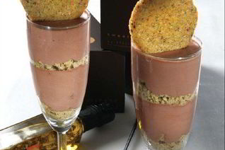 Шоколадный крем с оливковым маслом и фисташками