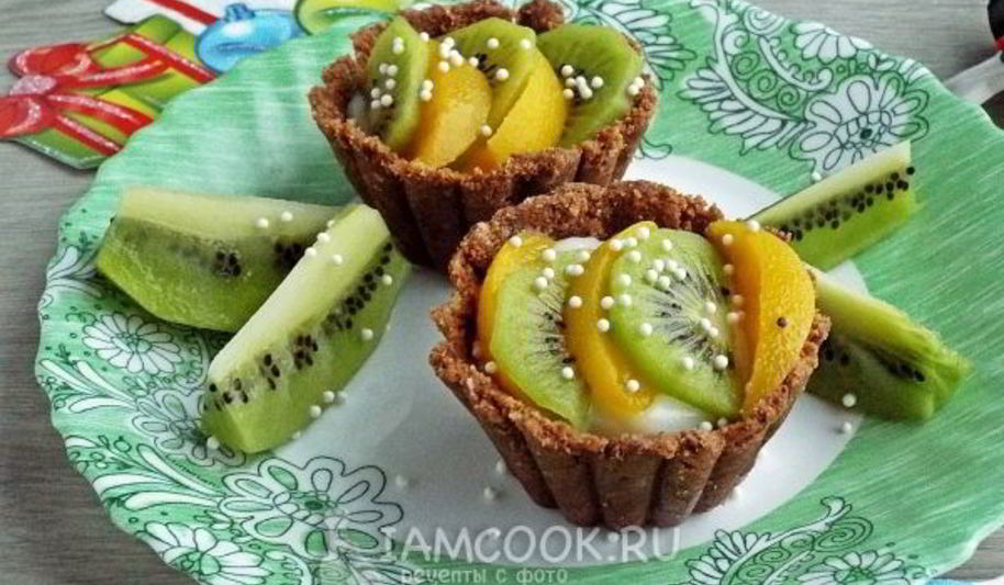 Рецепт шоколадных корзинок с кремом и фруктами