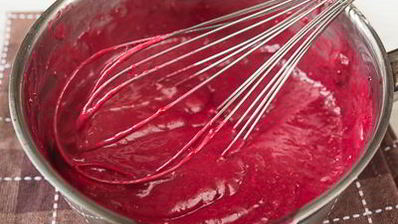 шу с заварным и малиновым кремом