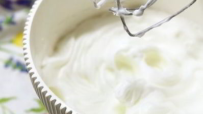 слоеные трубочки с белковым кремом