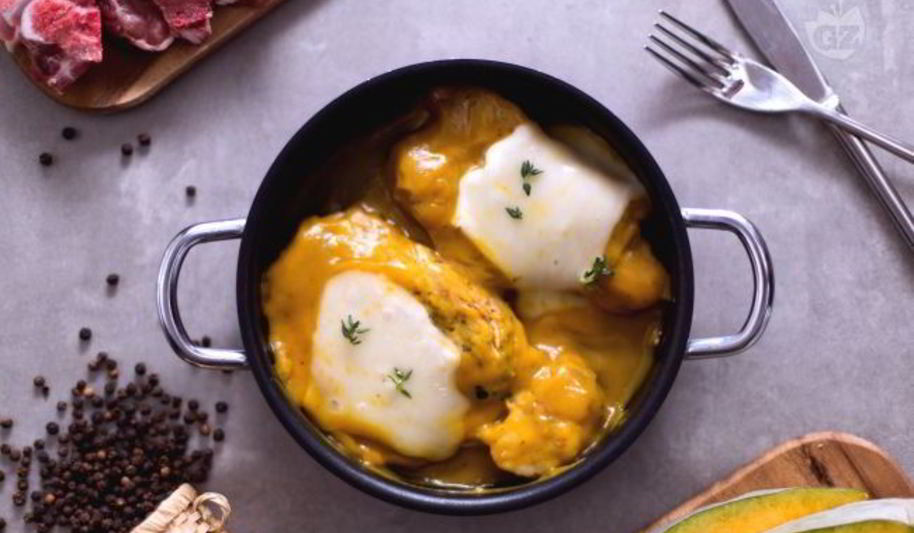 Рецепт свиной отбивной с тыквенным кремом и сыром