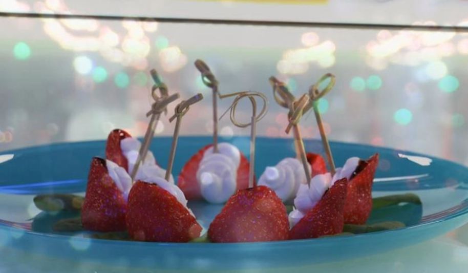 Рецепт сырного крема с клубникой