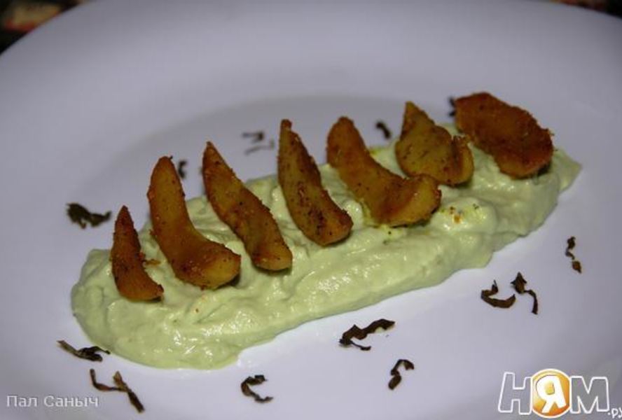 Яички барашка на творожном креме из авокадо