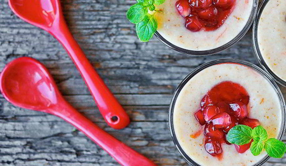 Рецепт рисового пудинга с гранатовым мармеладом