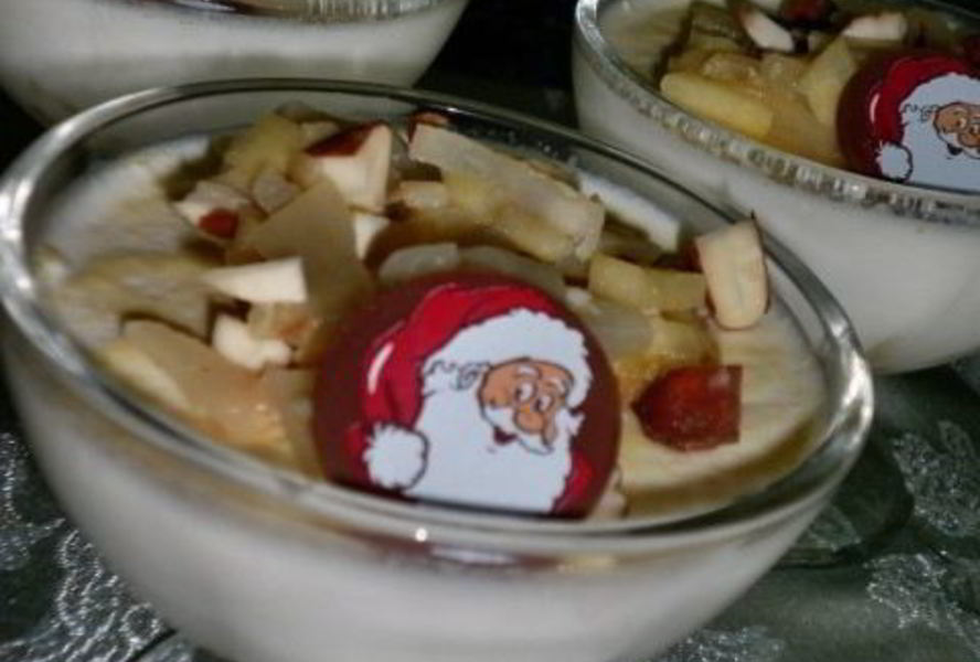 Миндальная панна котта с грушей