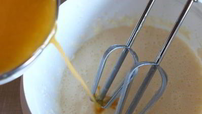 апельсиновое мороженое с апельсиновым соусом