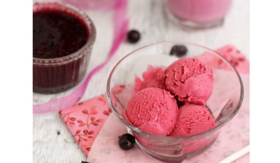 Рецепт черносмородинового мороженого