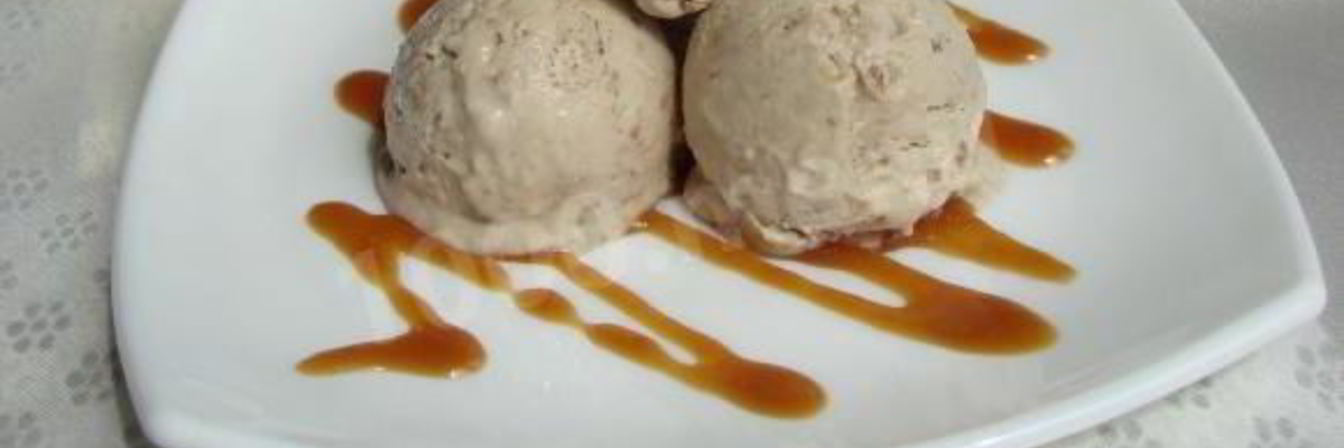 Домашнее банановое мороженое с шоколадно-ореховой крошкой