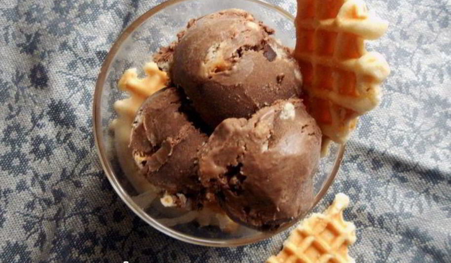 Рецепт кофейного мороженого с маскарпоне и вафлями
