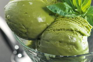 Мороженое из базилика